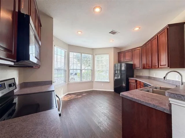 Photo of 1414 Kingston Place
