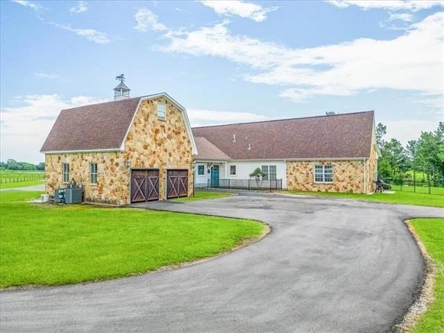 Photo of 548 County Road 2301