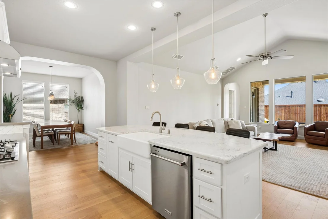 Photo of 1116 Broadmoor Way