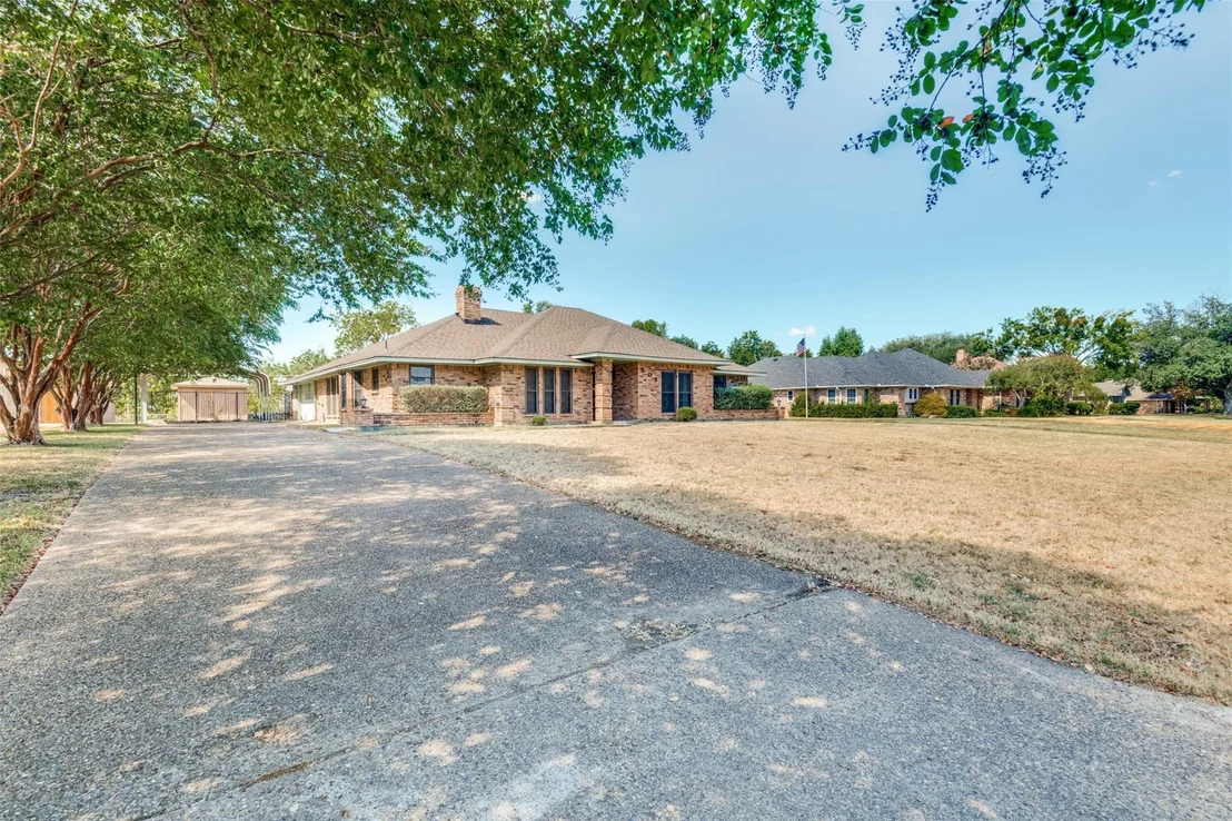 Photo of 508 Estate Lane
