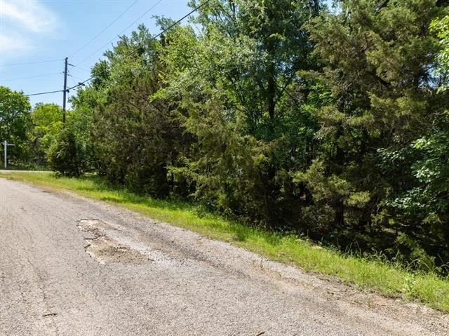 Photo of 21070 Trailwood Drive