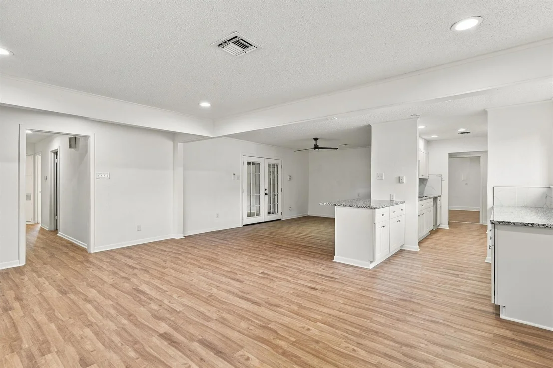 Photo of 1720 Mountainview Drive