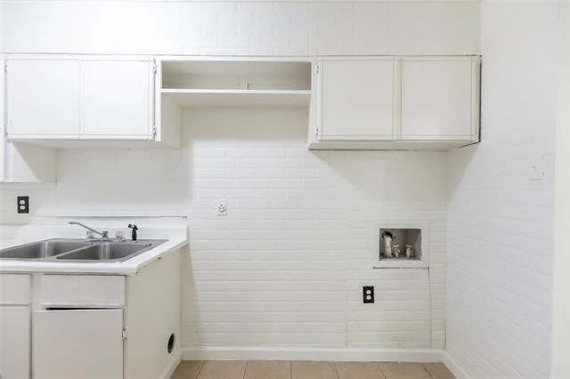 Photo of 5131 Encino Road