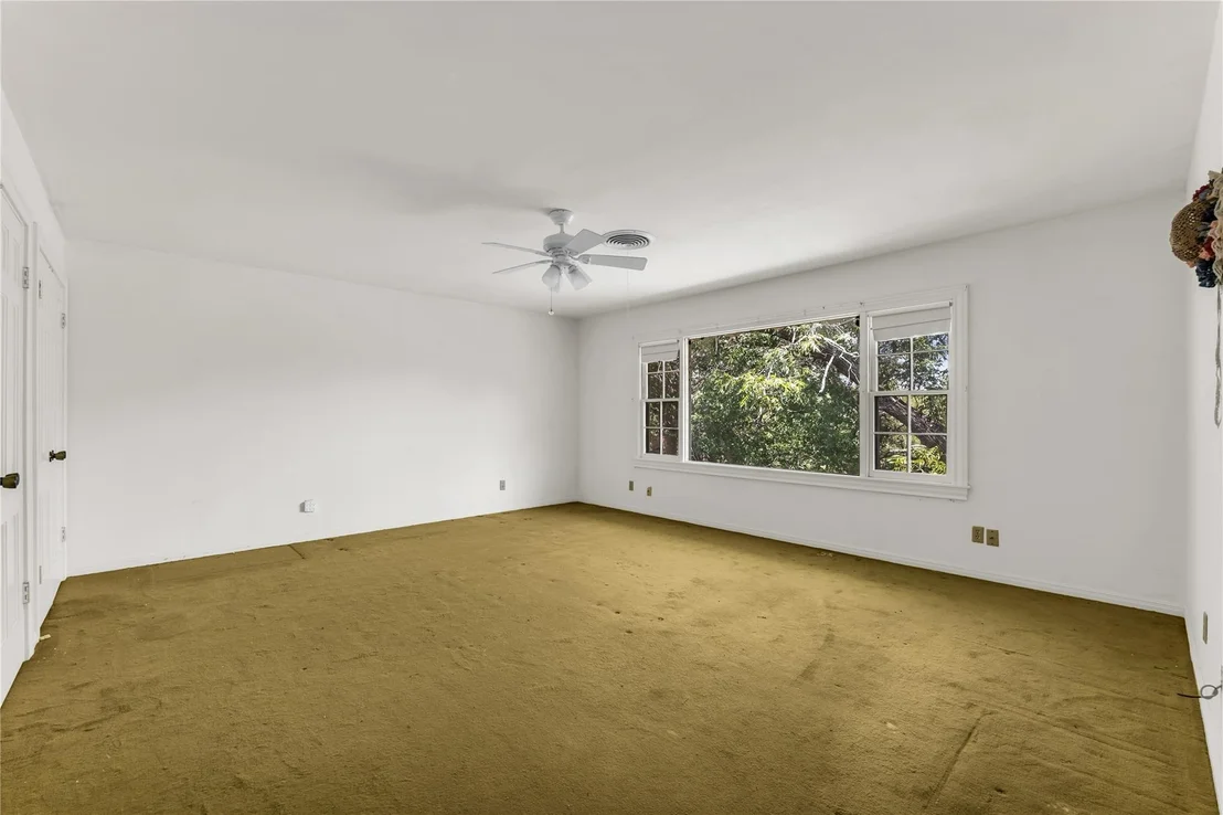 Photo of 421 Rice Avenue