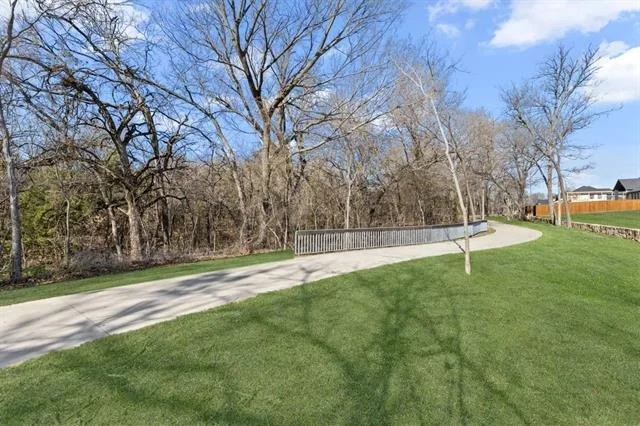 Photo of 895 Panorama Drive
