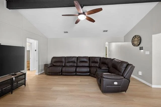 Photo of 405 Pecan Street