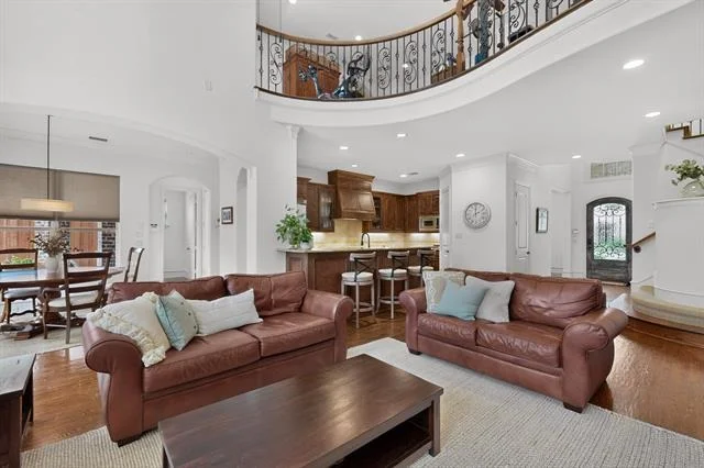 Photo of 5745 Bernay Lane