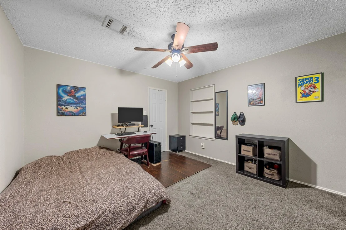 Photo of 5330 Leroy Parkway