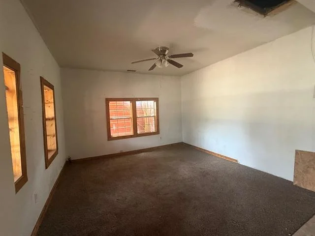 Photo of 601 Edwards