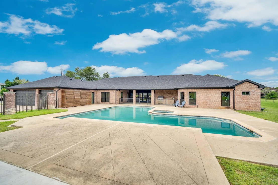 Photo of 6624 Shadow Valley Drive
