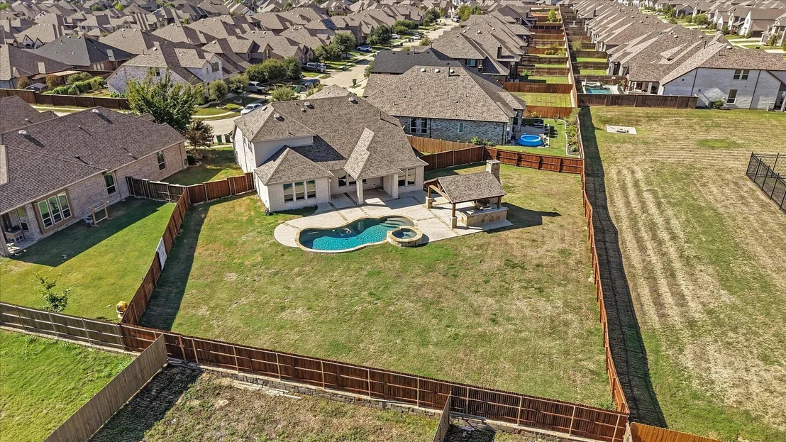 Photo of 2044 Longbridge Road