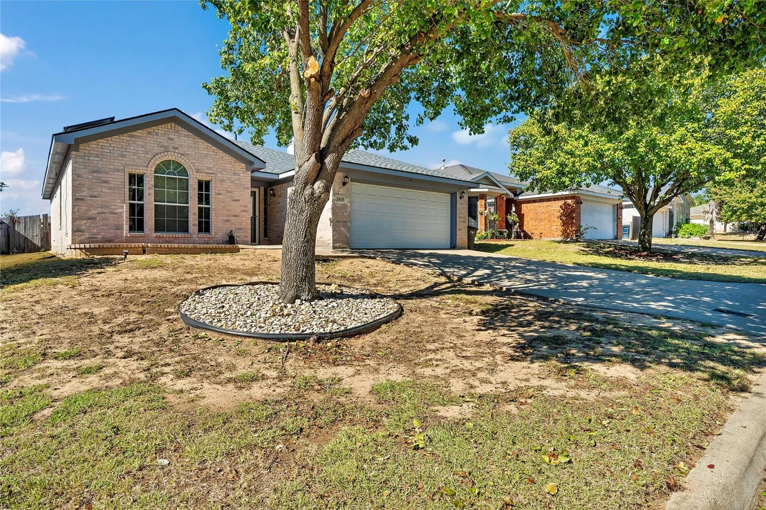 Photo of 2420 Concina Way