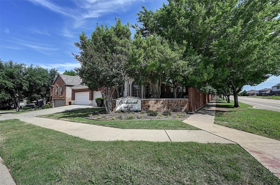 Photo of 7500 Parkgate Drive