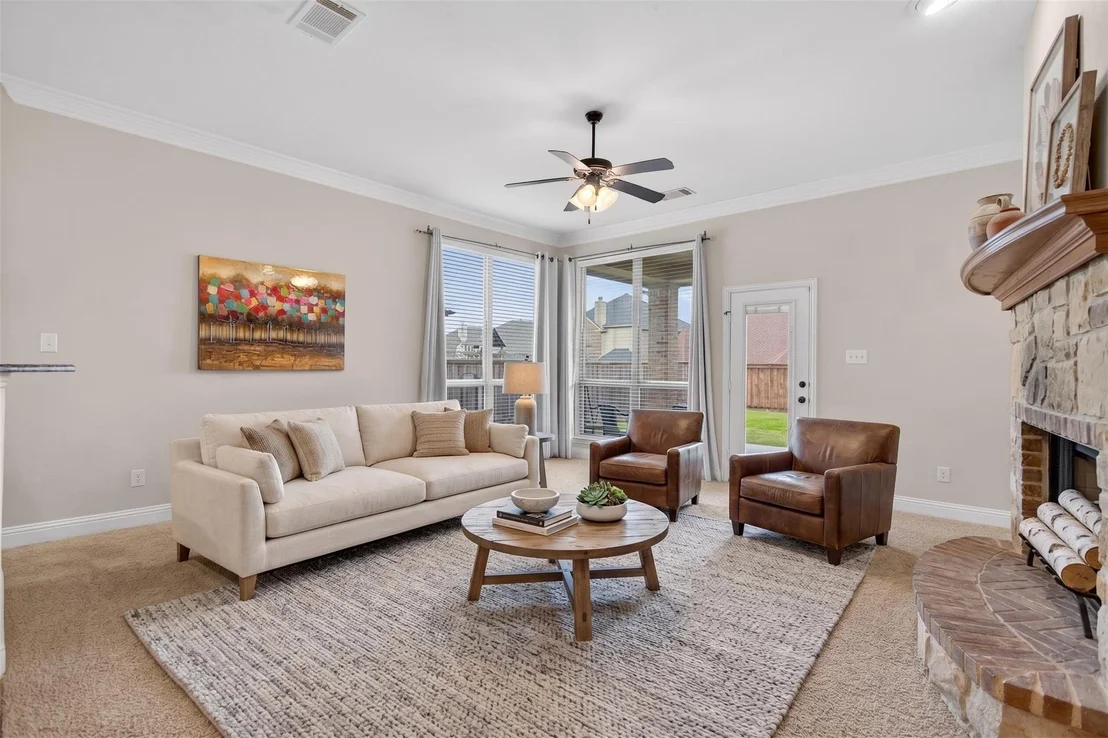 Photo of 1013 Somerset Circle