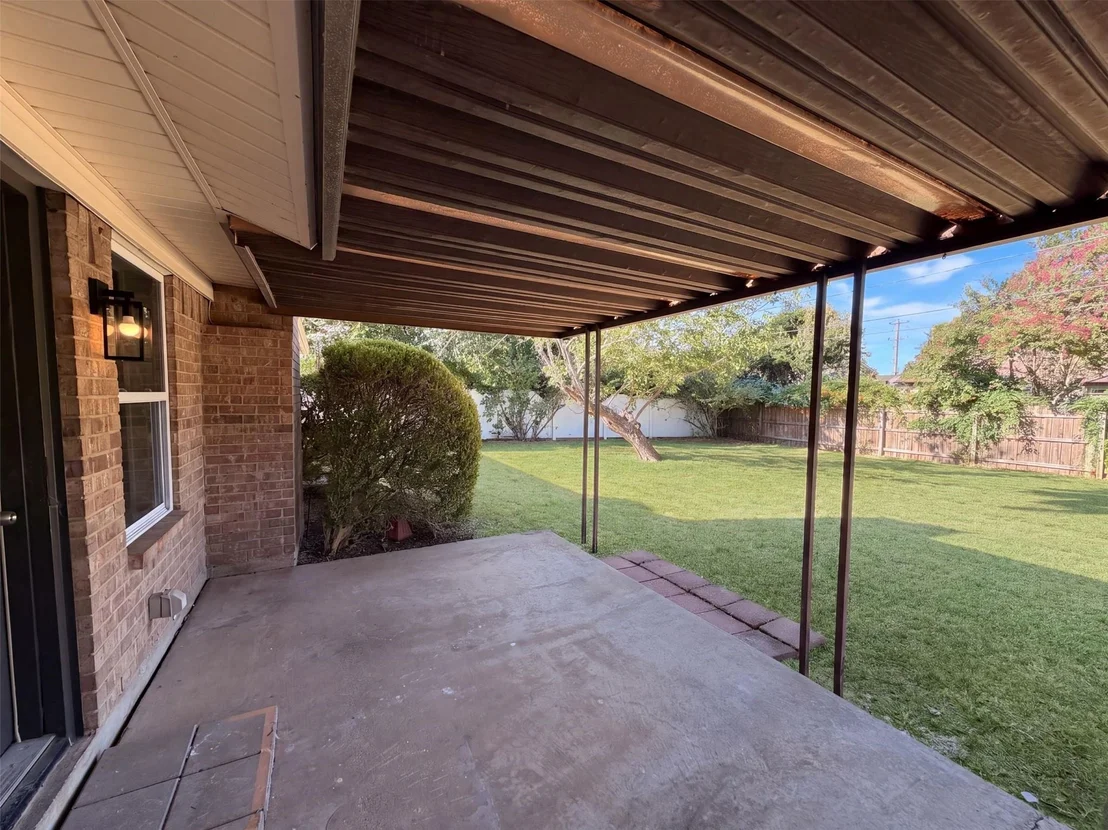 Photo of 2209 Mountainview Drive