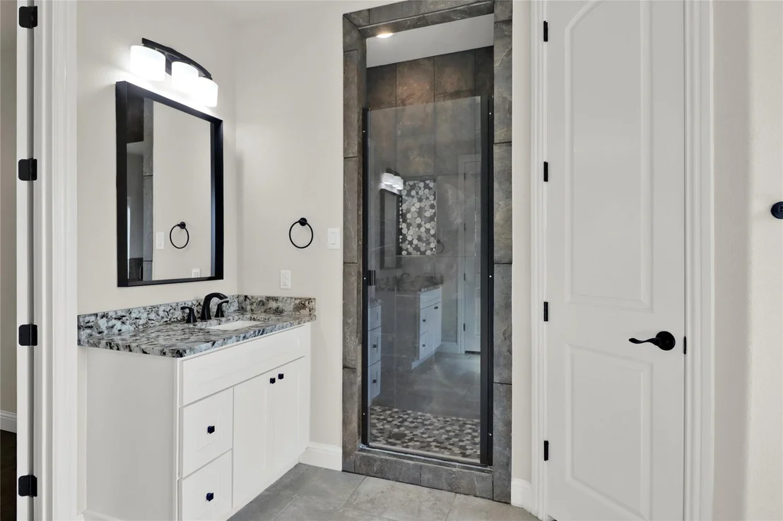 Photo of 8023 Pennington