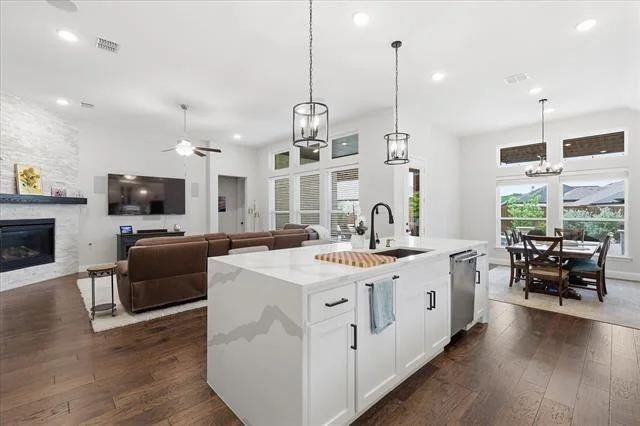 Photo of 7221 Redwood Road
