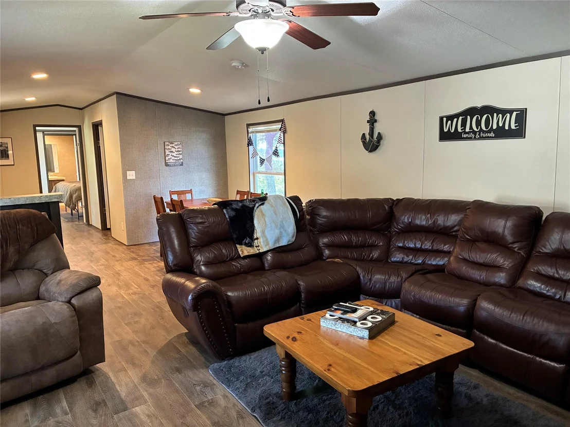 Photo of 5041 Tamarack Drive
