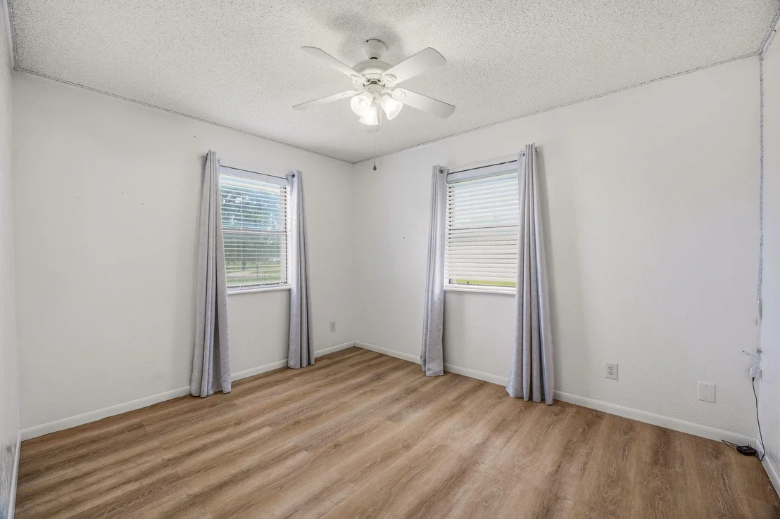 Photo of 621 County Road 484