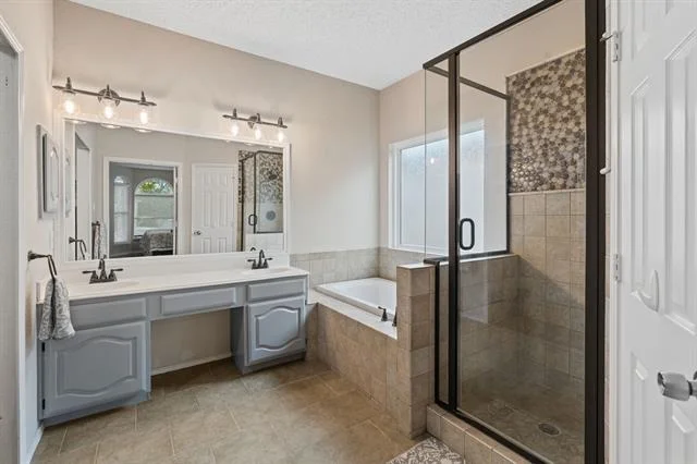 Photo of 918 E Grubb Drive