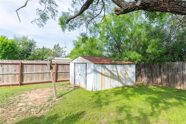 Photo of 1424 Sunset Drive