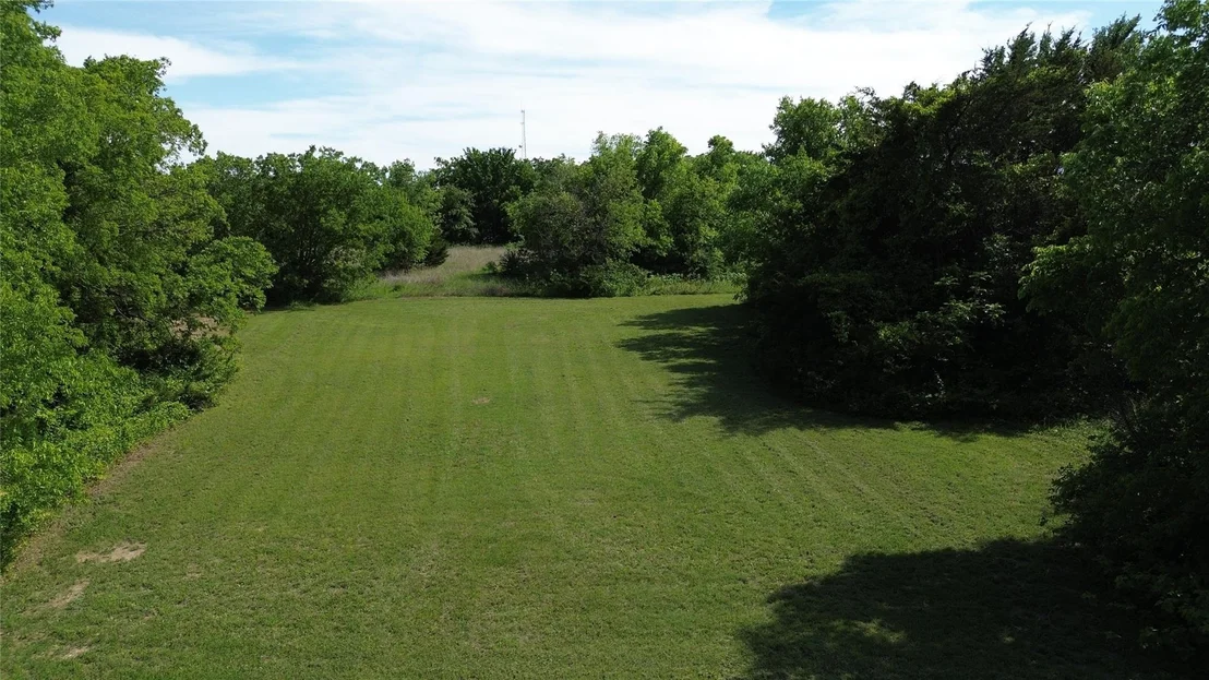 Photo of 700,704,708 Chalk Hill Drive
