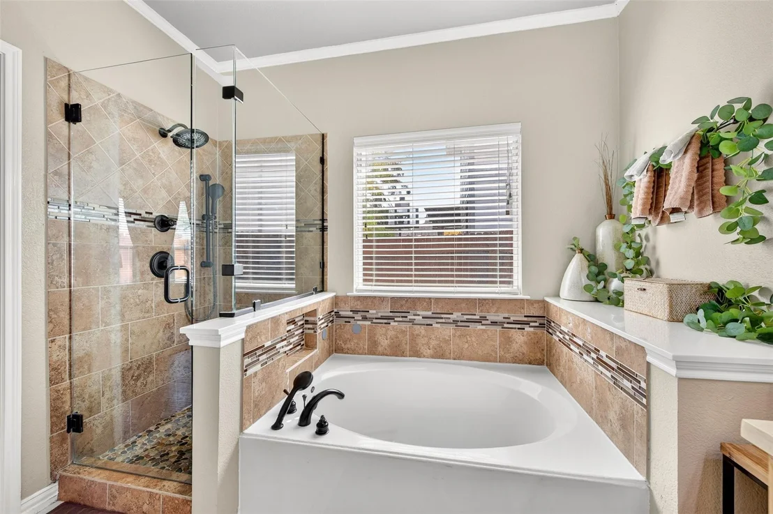 Photo of 9928 Tanglebrush Drive