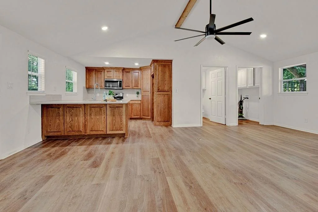 Photo of 224 Hideaway Lane E
