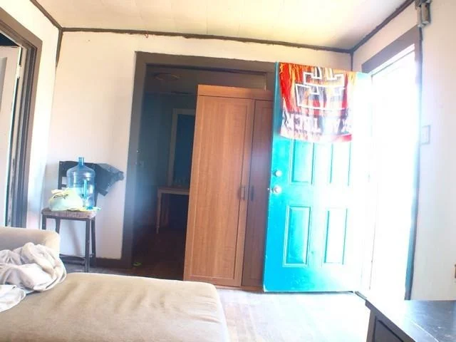 Photo of 3018 Clinton Street