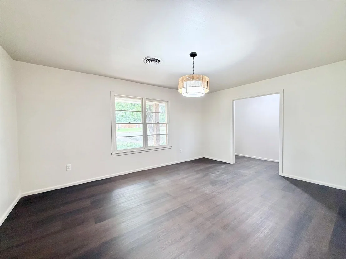 Photo of 2248 Crescent Drive