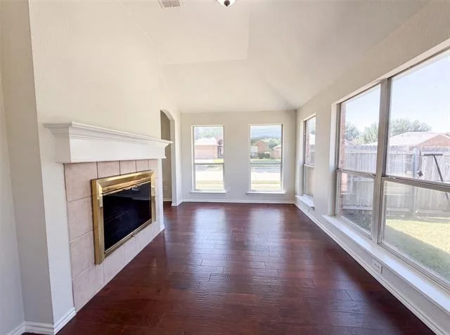 Photo of 825 Adams Drive