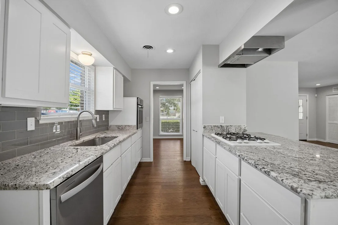Photo of 1239 Evergreen Drive