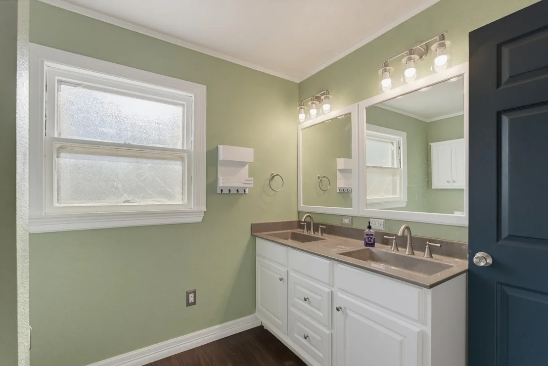 Photo of 750 Westview Drive