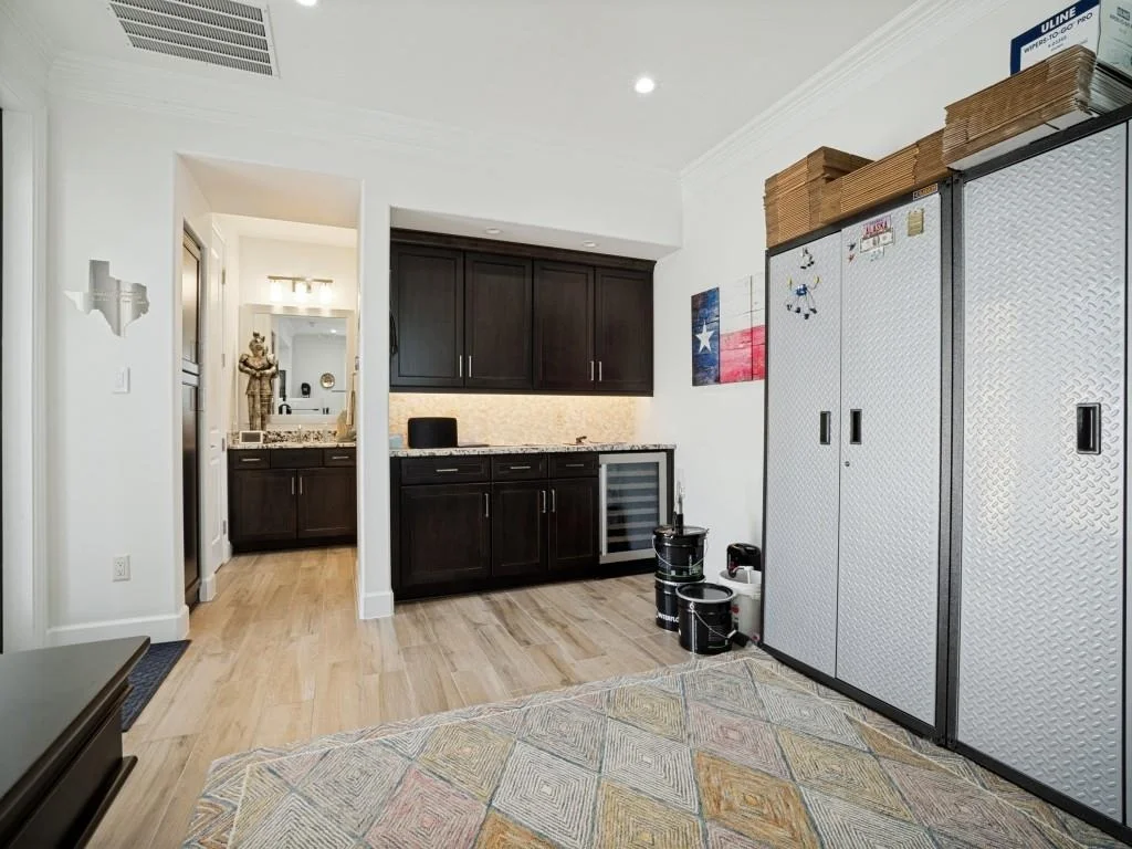 Photo of 8117 Cocobolo Drive