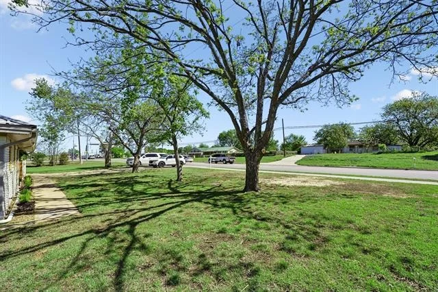 Photo of 913 N Main Street