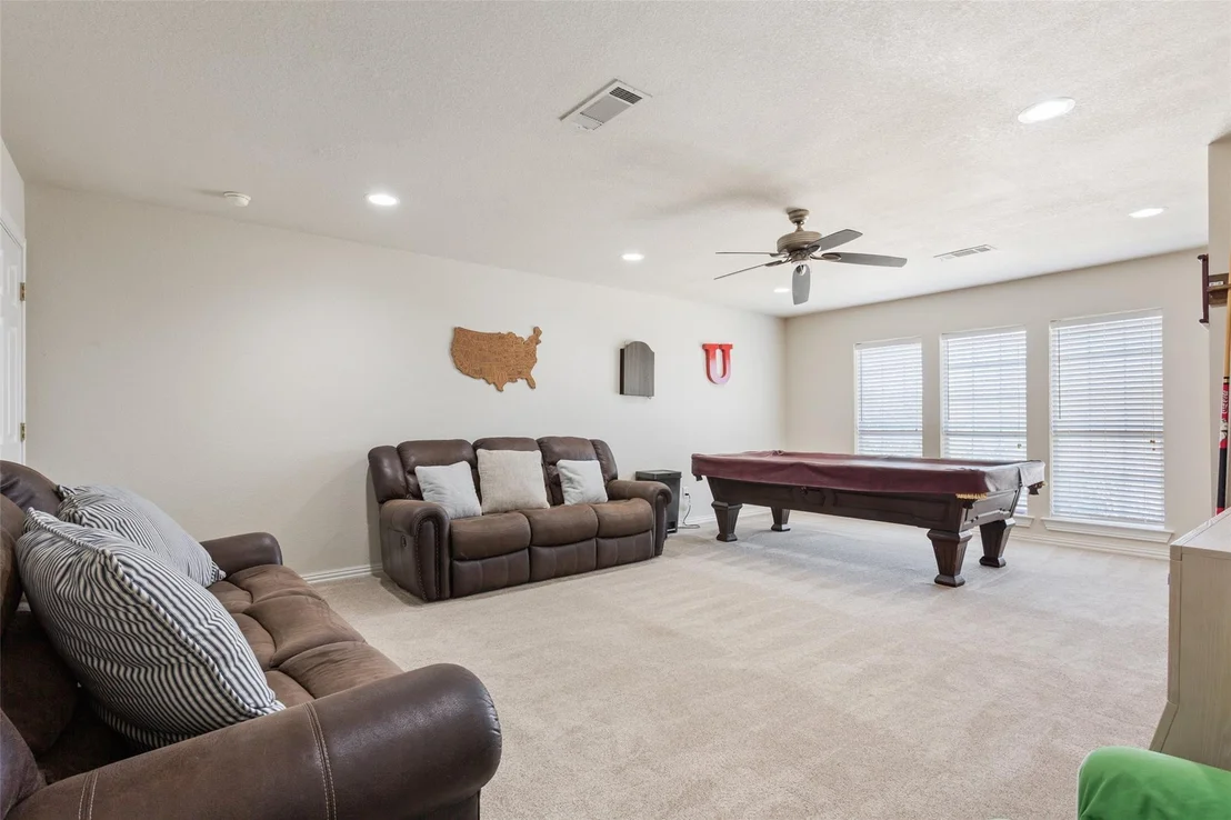 Photo of 319 Winding Creek Lane