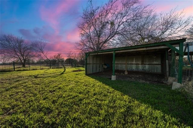 Photo of 2122 Tower Drive