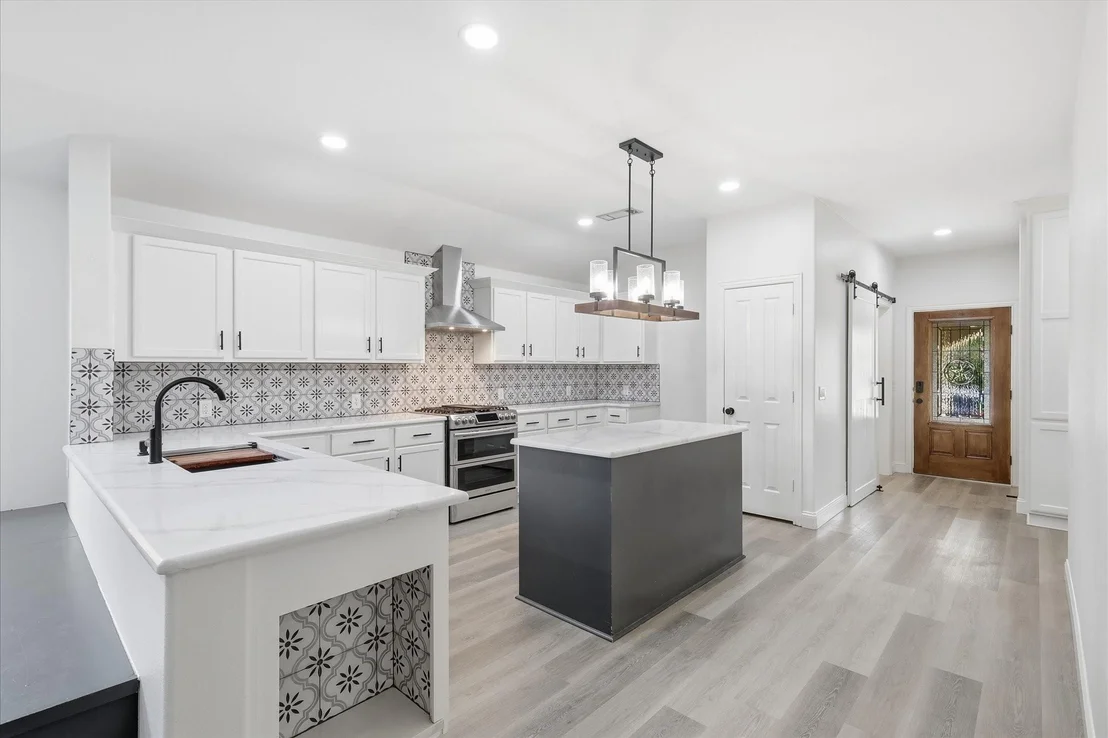 Photo of 5608 Millers Creek Drive