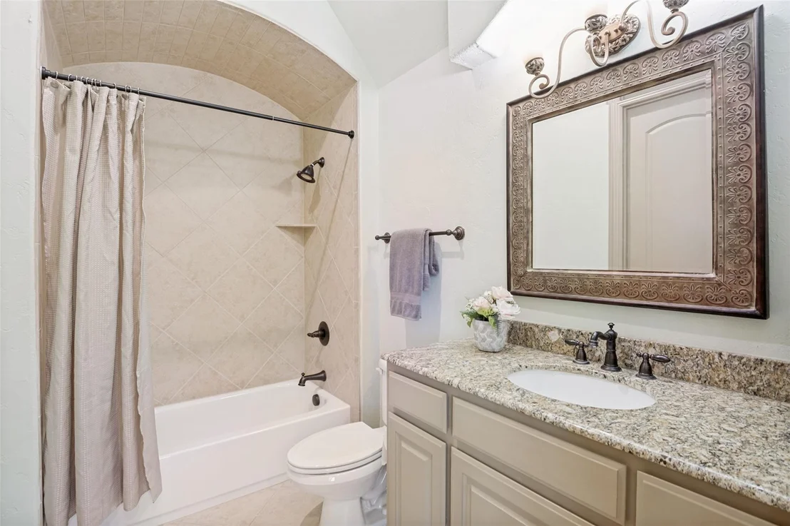 Photo of 5764 Quebec Lane
