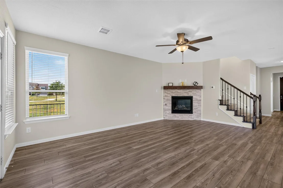 Photo of 8715 Royal Star Road