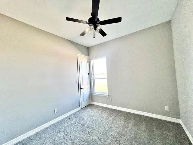 Photo of 401 Willow Drive