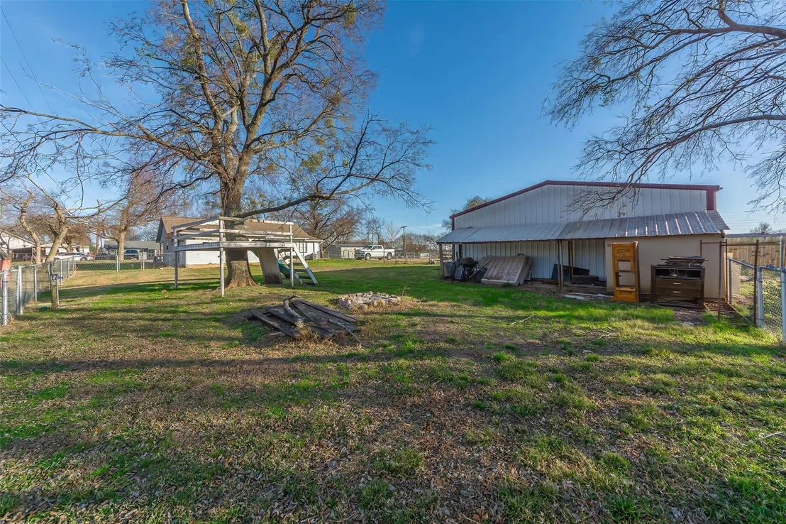 Photo of 189 Lee Boulevard