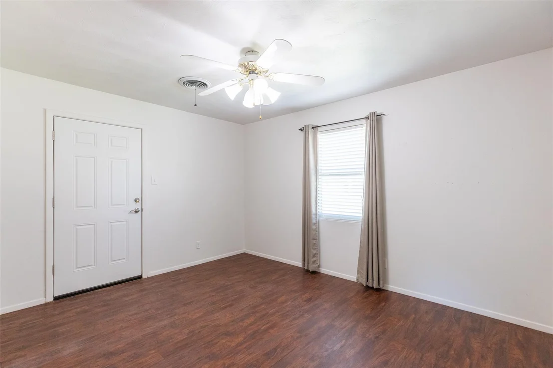 Photo of 1637 Glendale Drive