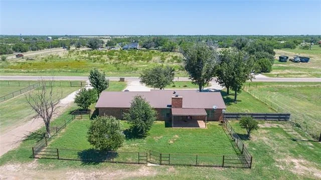 Photo of 427 Meadow Lane