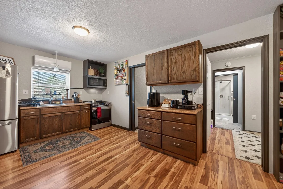 Photo of 6938 County Road 3512