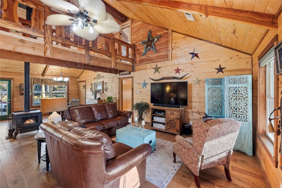 Photo of 1020 County Road 3277