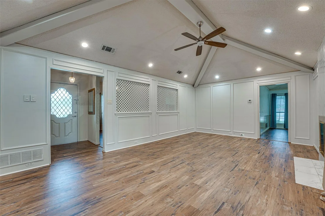 Photo of 917 Meadowgate Drive