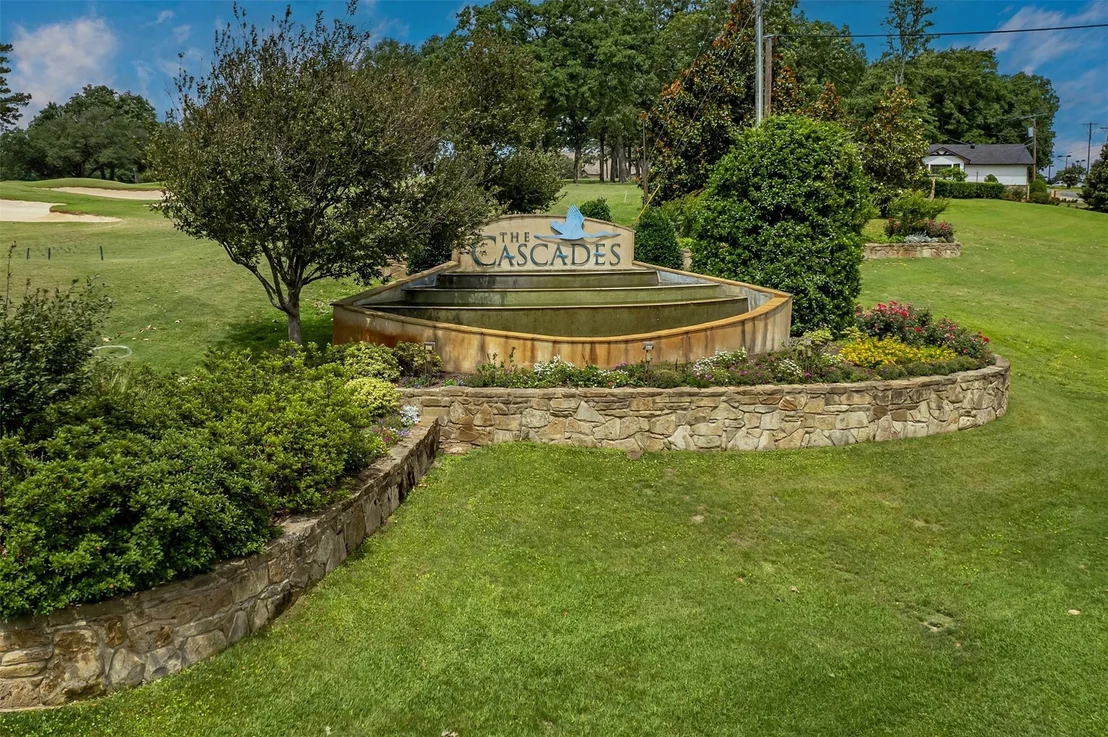 Photo of 2866 J Cupit Court