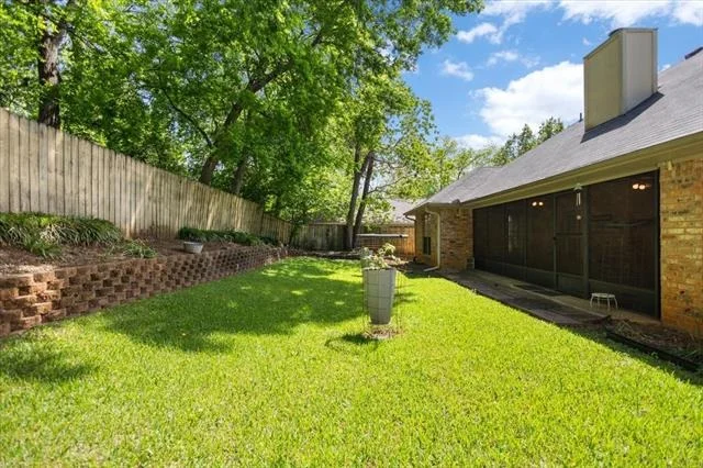 Photo of 2824 Crestview Avenue