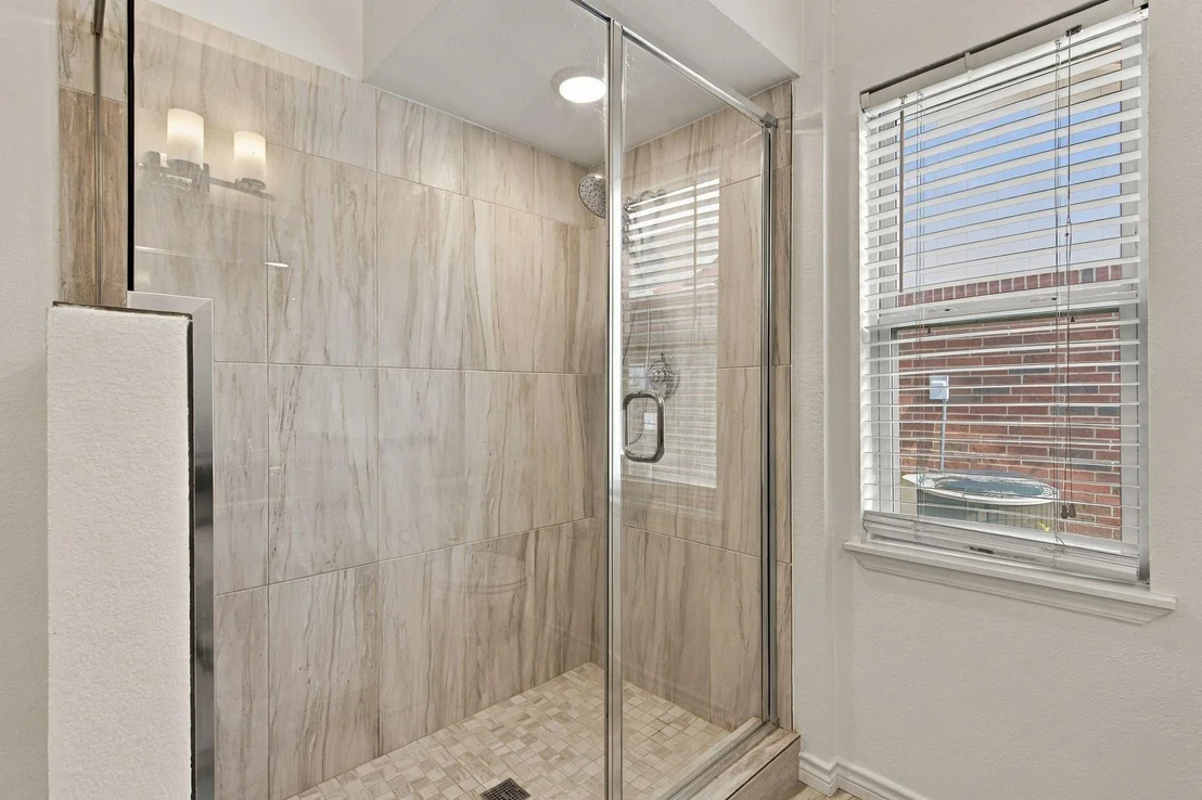 Photo of 4405 Queen Circle